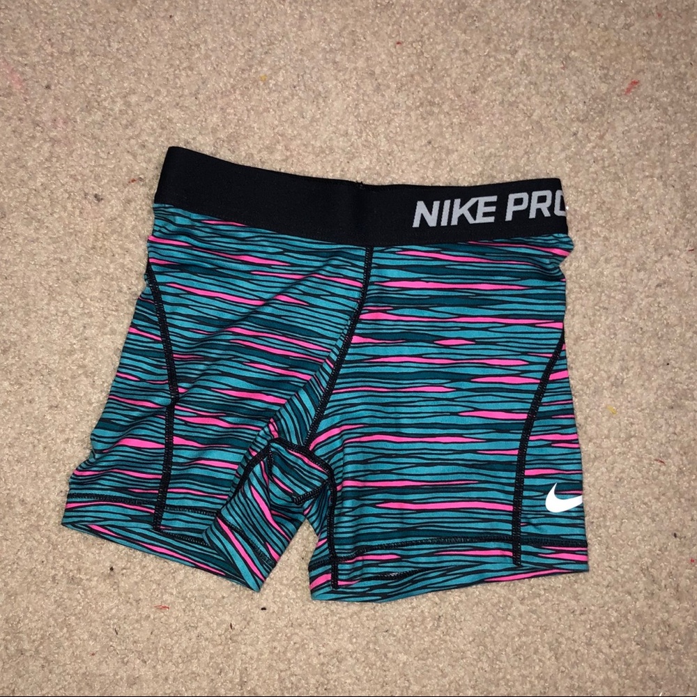 Nike pros. dri-fit size medium (youth)